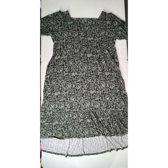 Terra & Sky 1X High Low Top - Side Pockets Black & Grey pattern short Sleeves - Picture 7 of 14